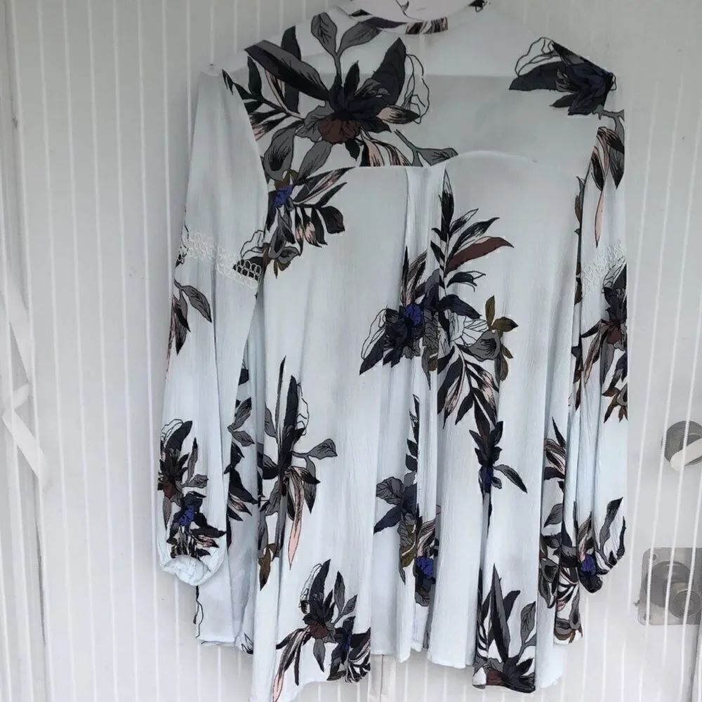 Free People top - Picture 4 of 6